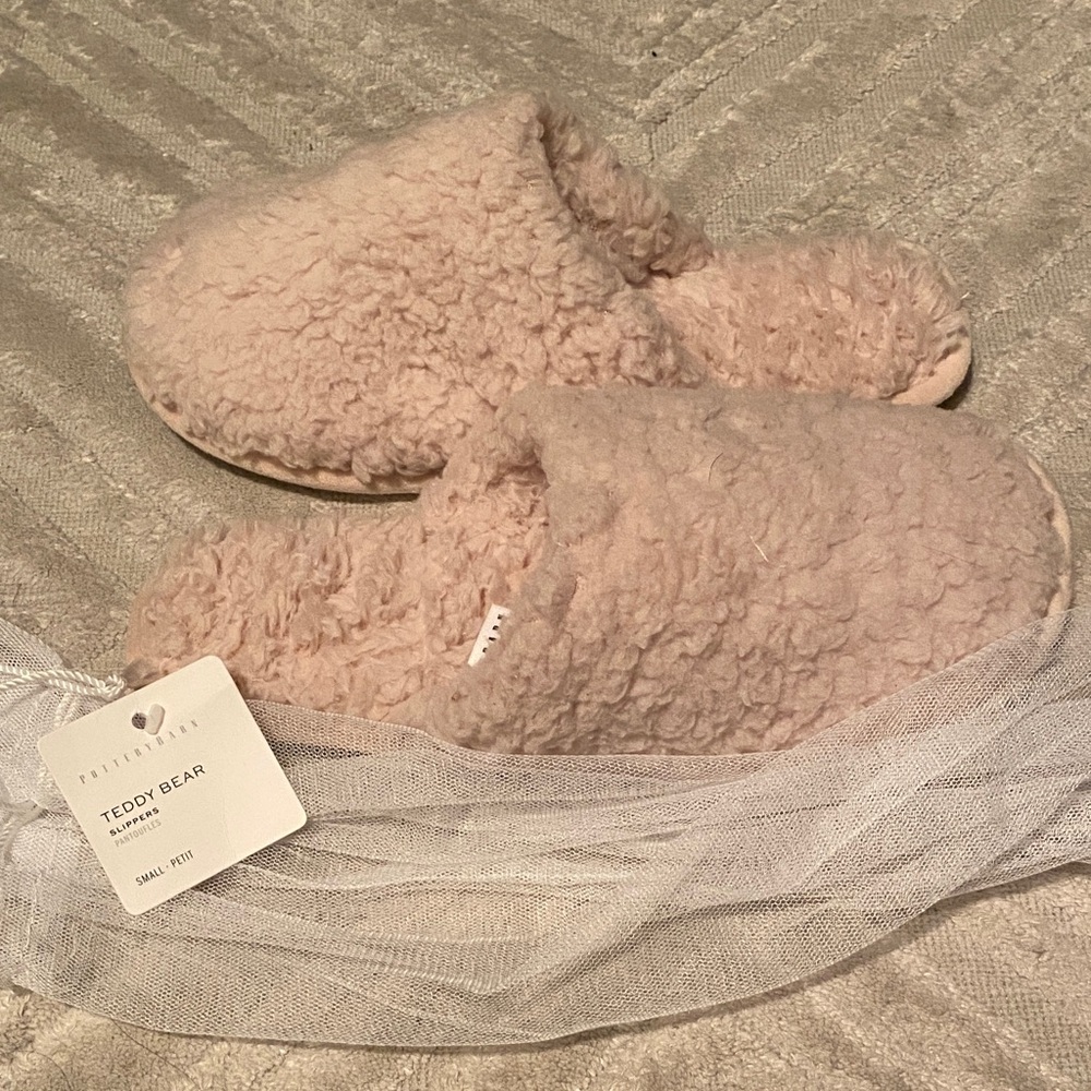 NWT Pottery Barn Teddy Bear Slippers